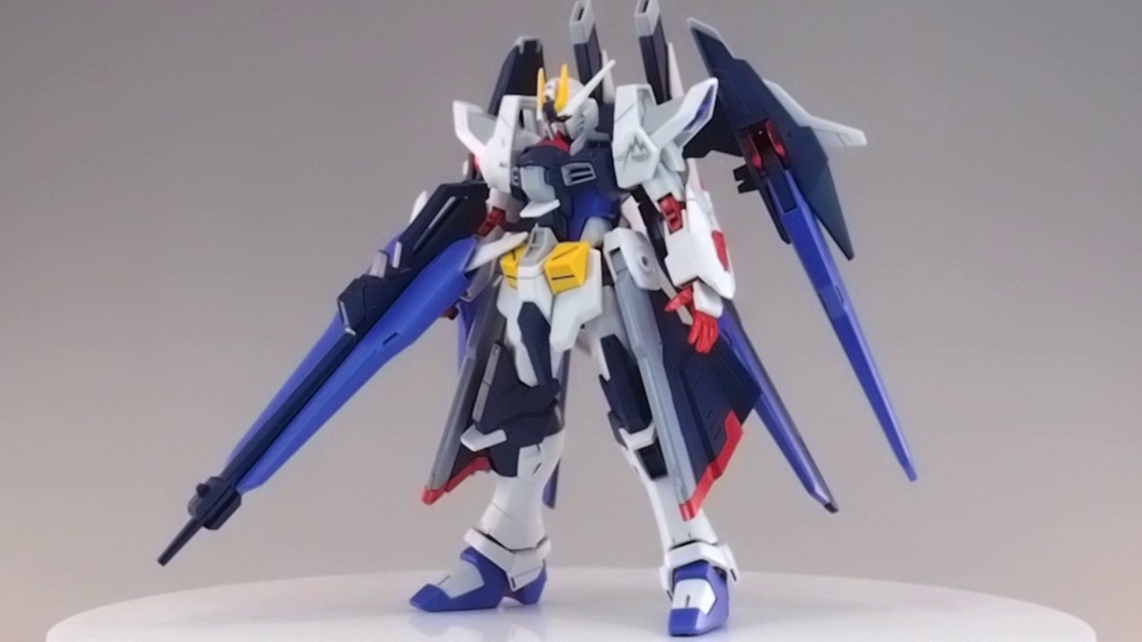 HGBF 1/144 アメイジングストライクフリーダムガンダム (ガンダム