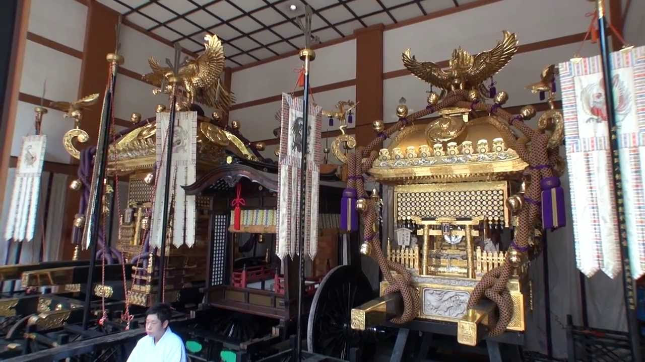 平成25年 富岡八幡宮 例大祭 日本一の黄金大神輿 。 - YouTube