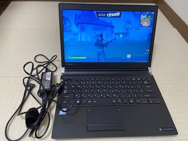 東芝 Dynabook T55/45MG SSD240GB搭載WIN11Home Core i3/ﾒﾓﾘ8GB
