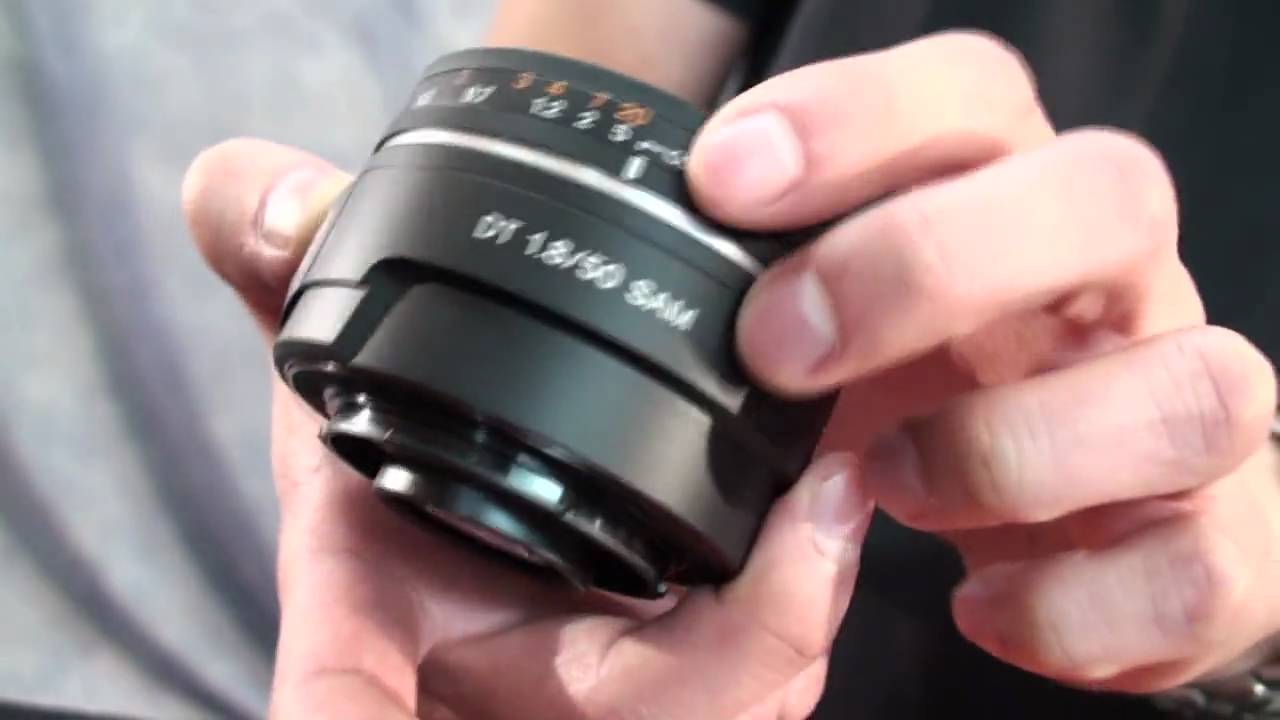 Sony DT50mm F1.8 SAM Lens for α Camera - YouTube