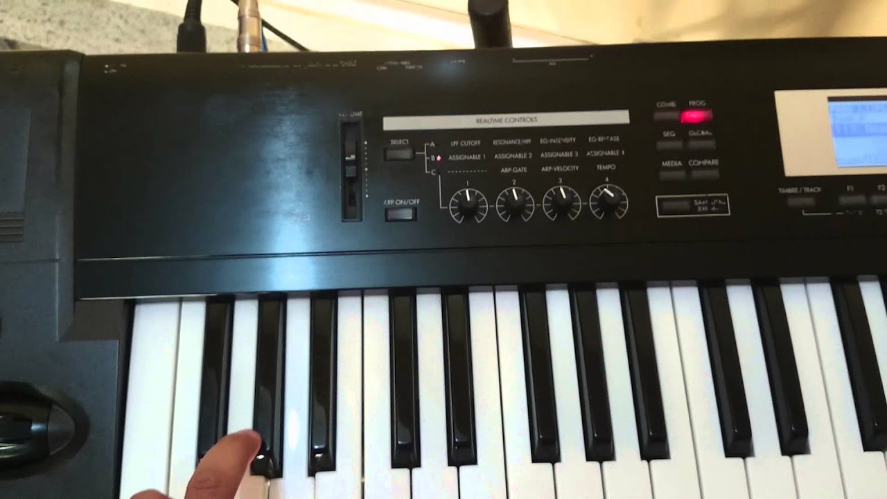 KORG TR76 【公式通販】