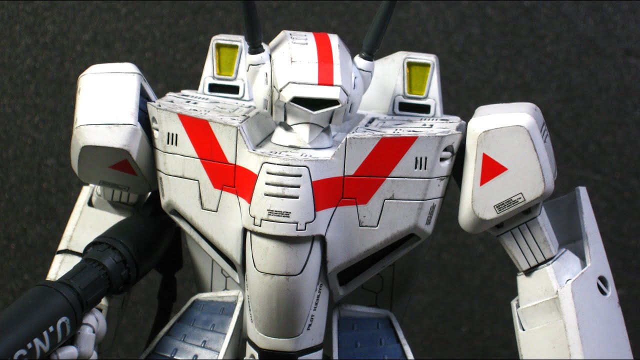 予約注文】全塗装1/72VF-1Jバトロイドバルキリー プラモデル組立済完成