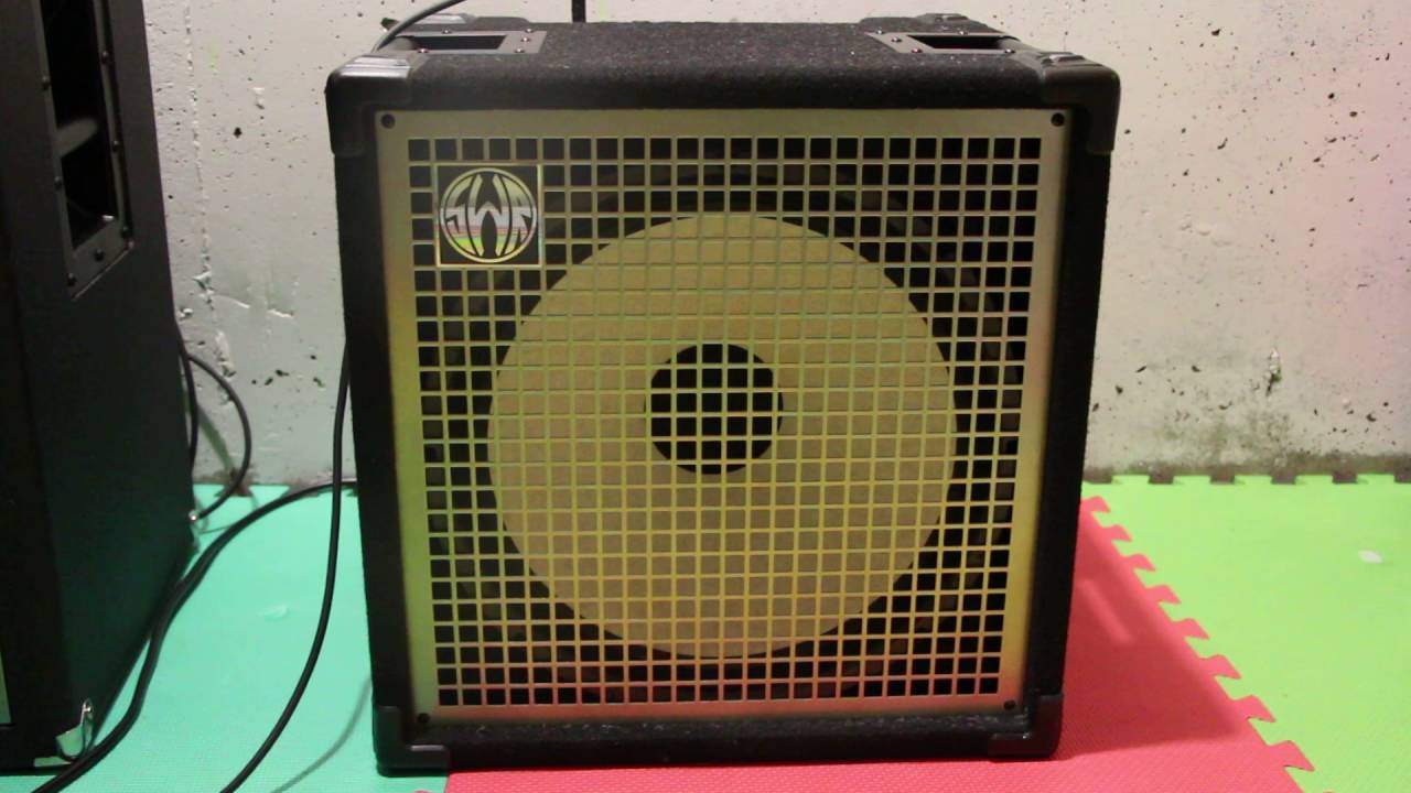 SWR LA15 Bass Amp - YouTube