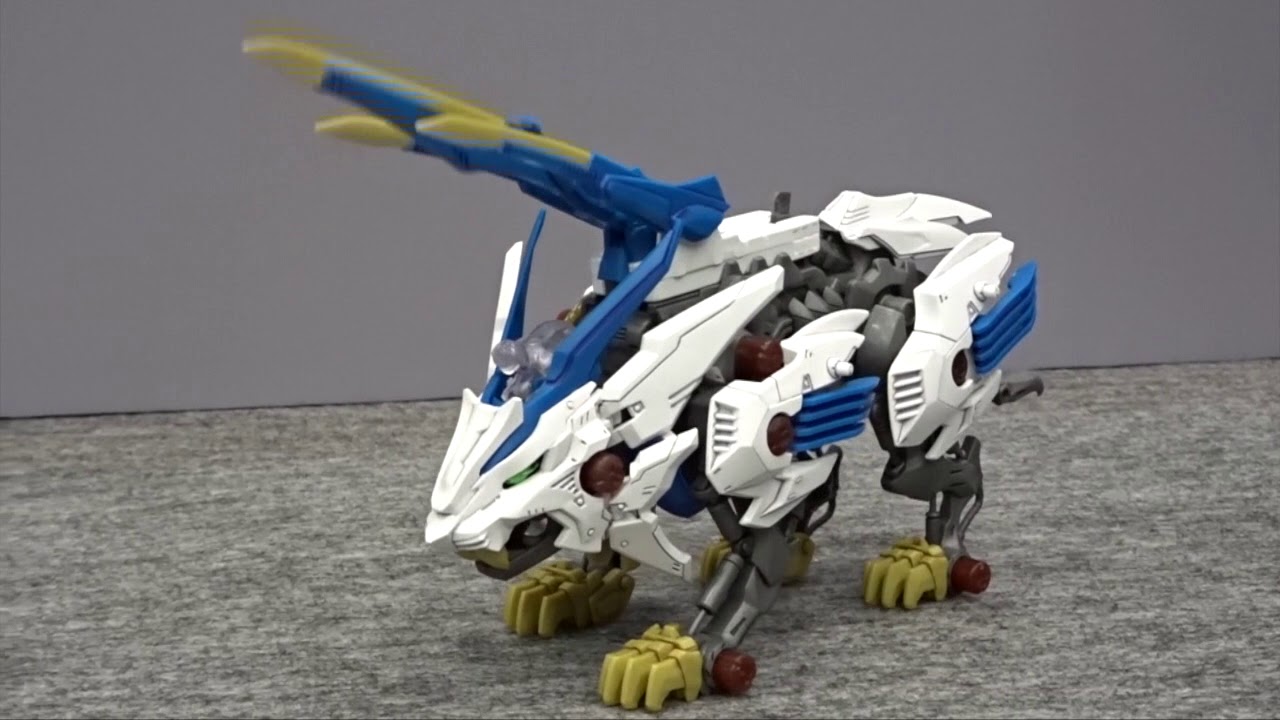 Demonstration of Tomy's new line of Zoids toys [RAW VIDEO] - YouTube