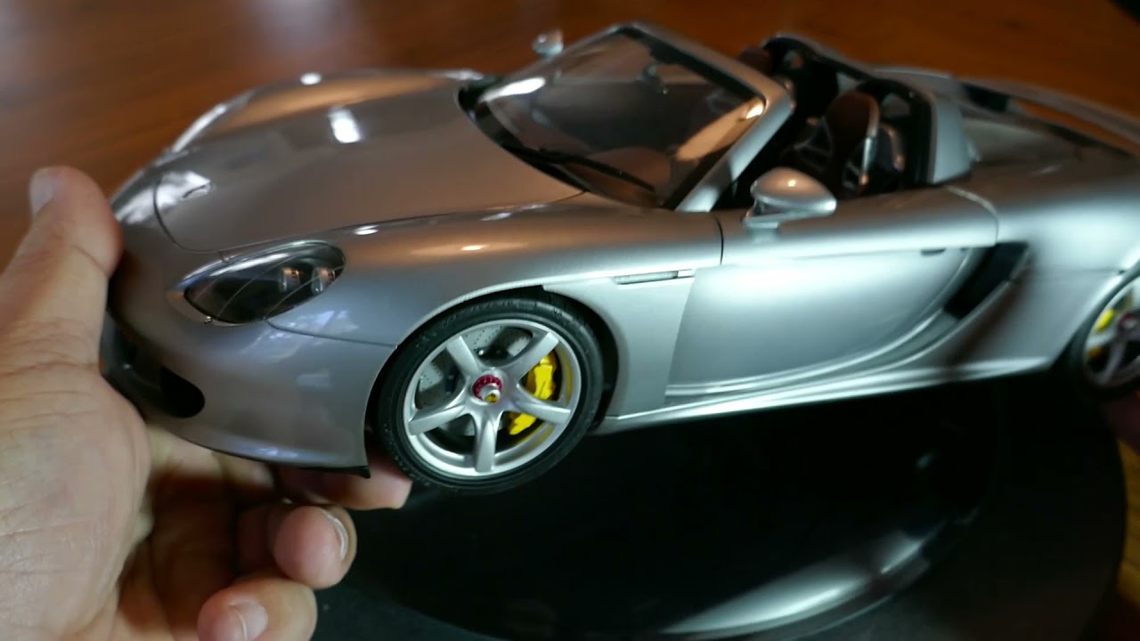 Porsche Carrera GT in 1:12 scale by Tamiya - YouTube