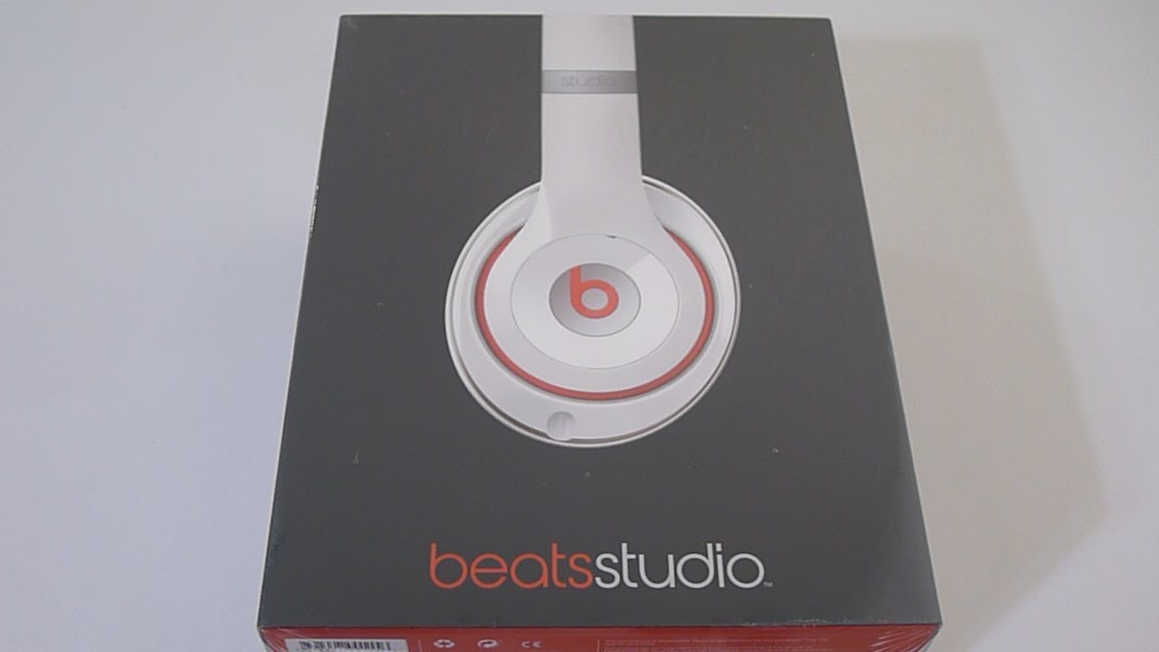 First Look: NEW Redesigned Beats Studio v2 in WHITE unboxing - YouTube