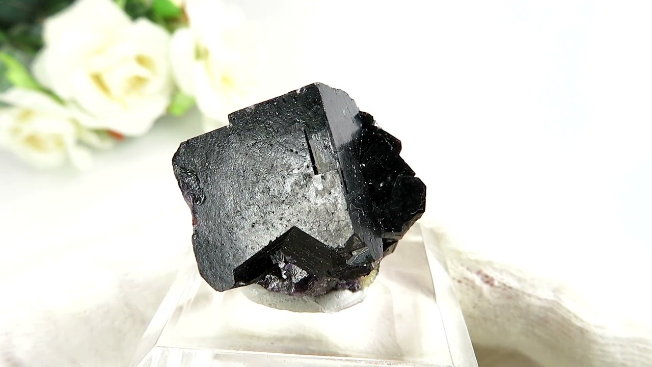 ドイツ Zehntausend Ritter Mine産 パープル～ブラックフローライト No