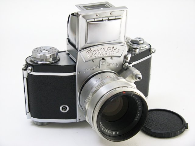 Exakta Varex IIa + Biotar 58/2 - YouTube