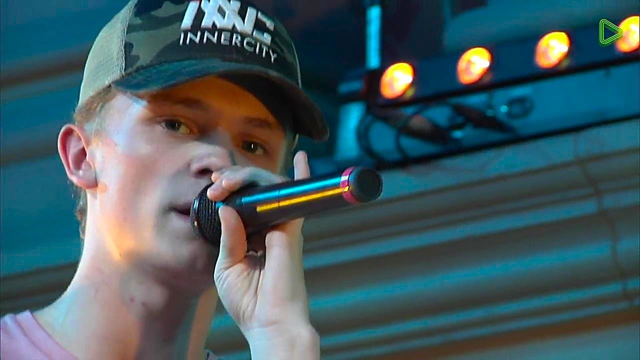 Bars and Melody: Hopeful LIVE at Venus Fort (20/8/16) #BAMinJapan