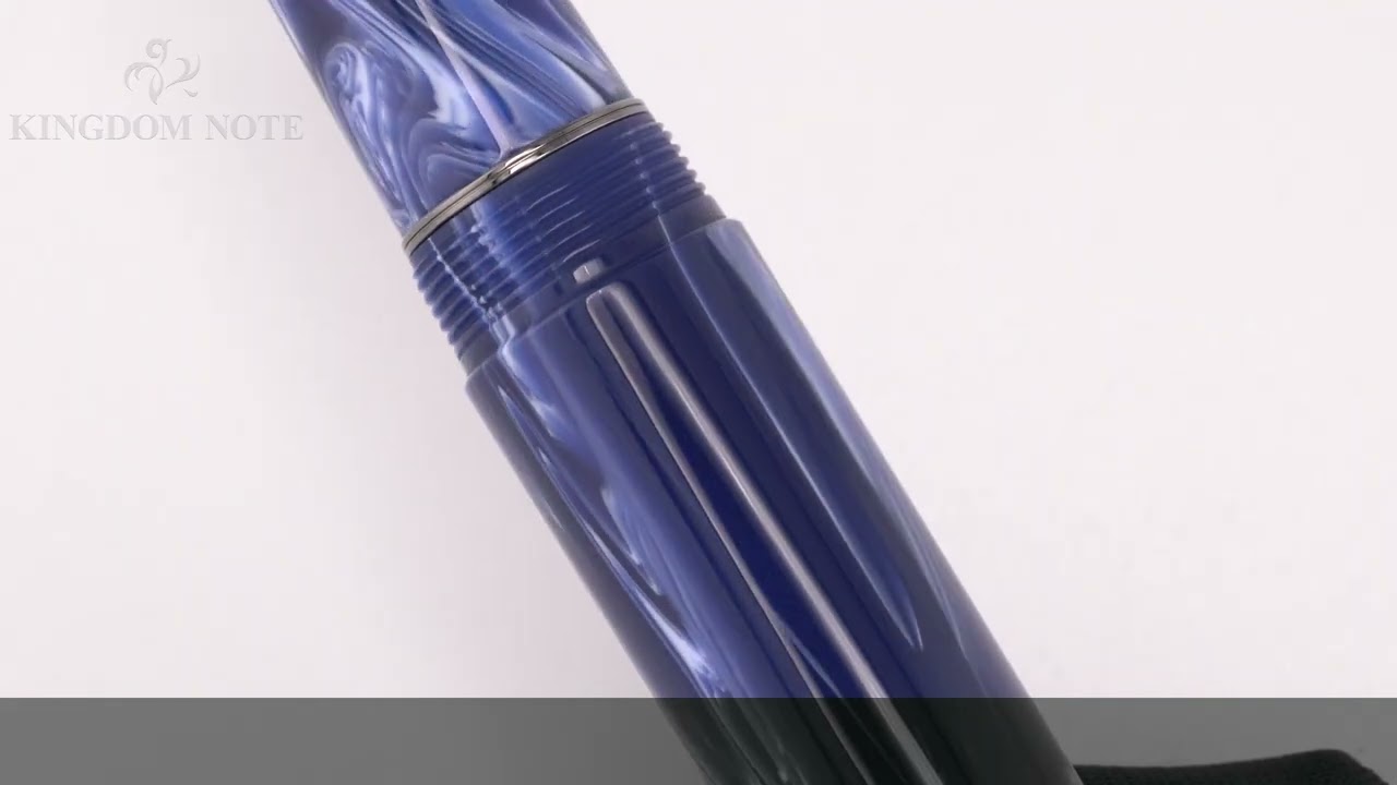 SAILOR セーラー 万年筆 ルミナスシャドー ストームブルー 中字 - YouTube