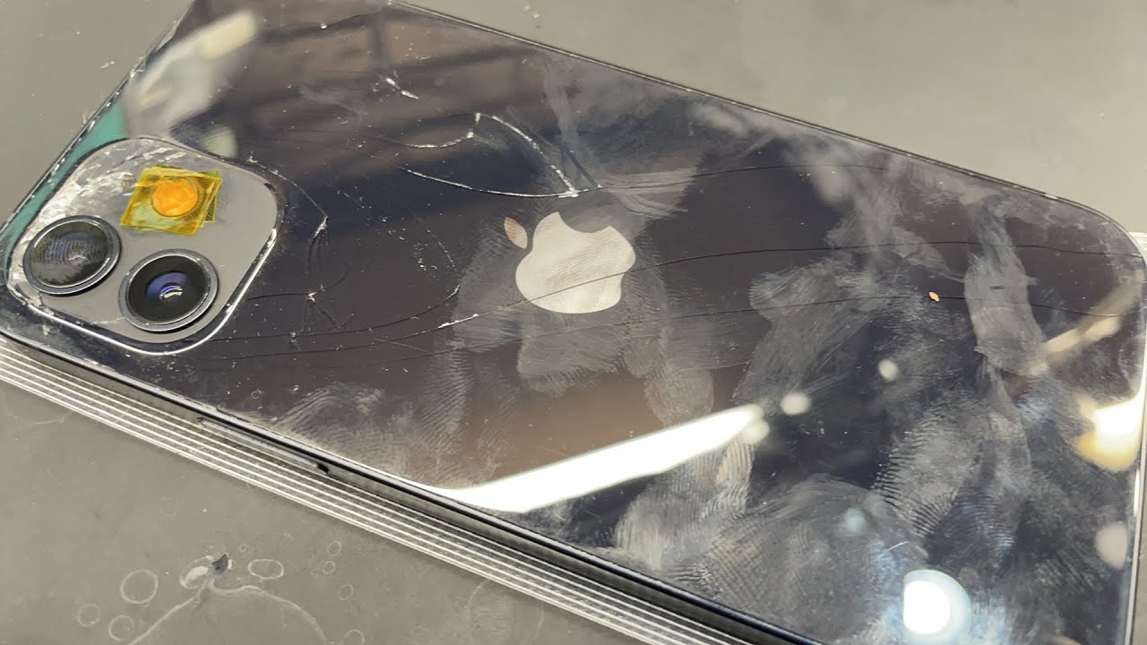 iPhone 12 背面ガラス割れ バックパネル交換修理 - YouTube