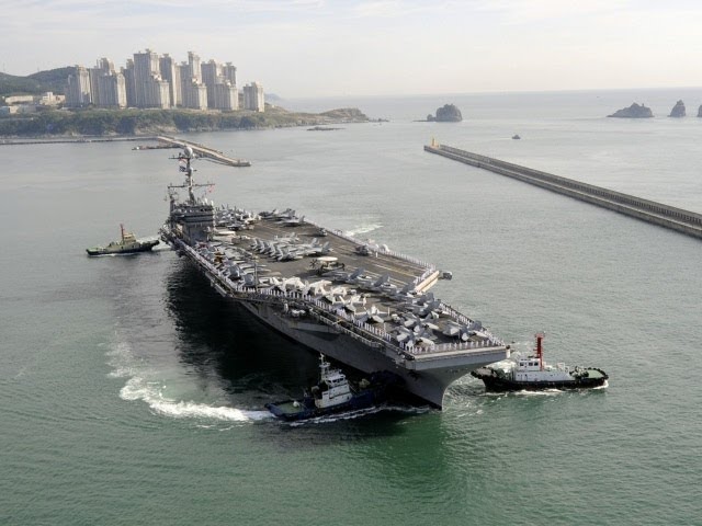 原子力空母「ジョージ・ワシントン」搭乗＝ドック型揚陸艦も公開 - YouTube