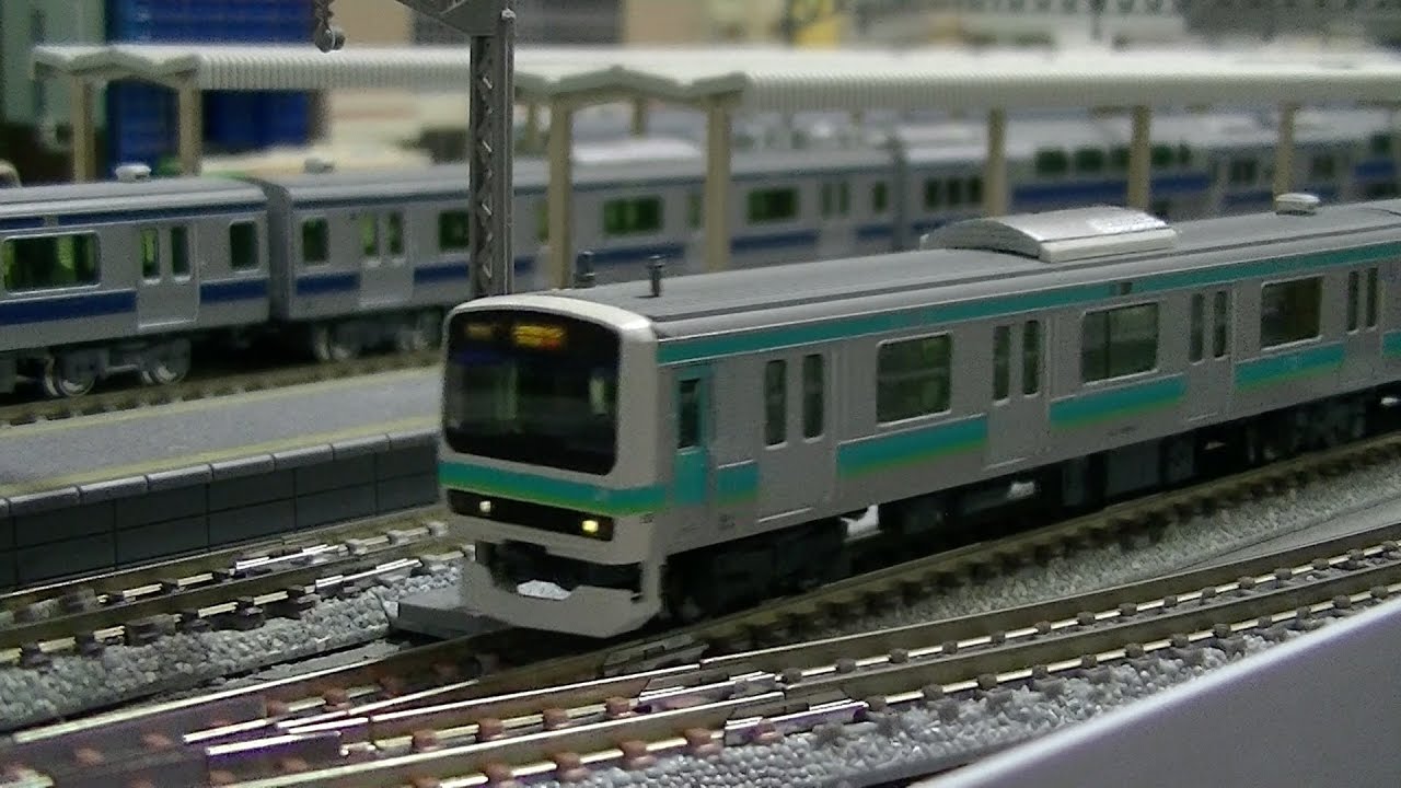 Nゲージ KATO E231系 常磐線・上野東京ライン 走行動画 - YouTube