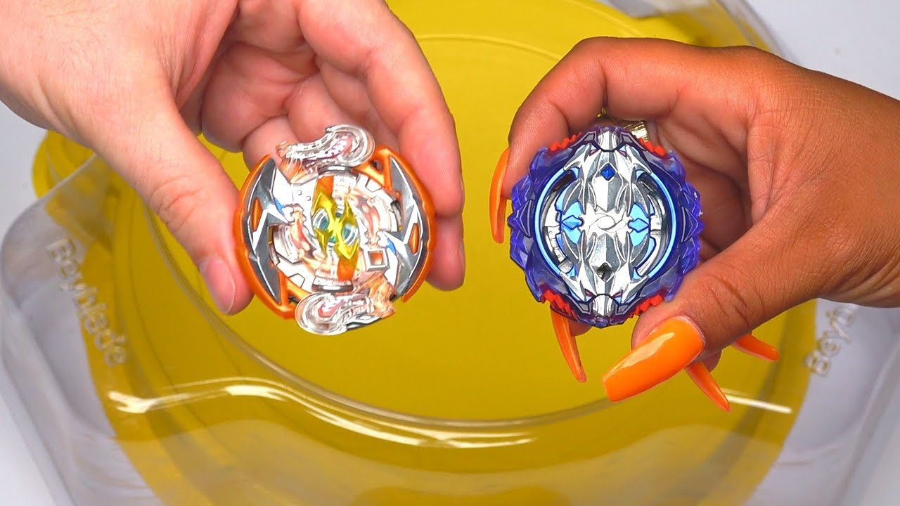 VISE LEOPARD vs CRASH RAGNAROK | Beyblade Burst Super Z