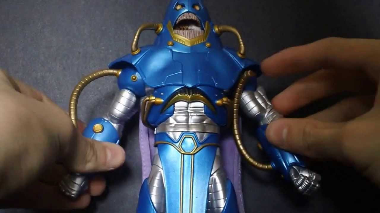 DC Universe Classics ANTI-MONITOR Figure Review - YouTube