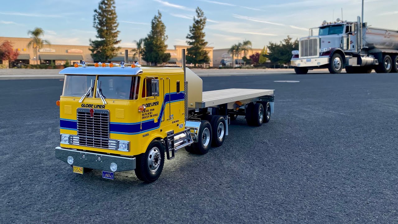 Tamiya Globe Liner 1/14 semi - YouTube