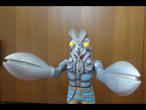 サウンドバトラー バルタン星人 sound battler Alien Baltan - YouTube