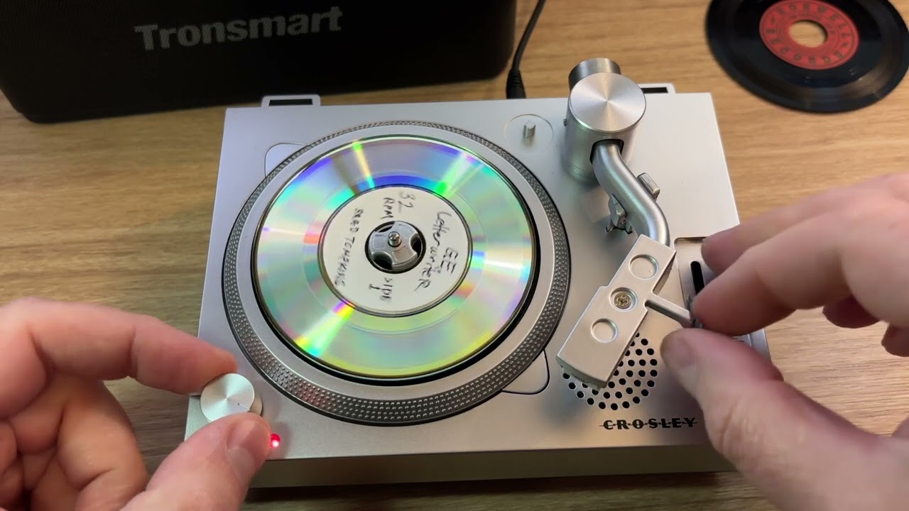 Teardown: The Crosley RSD3 Mini Turntable Featuring 60s Flexi