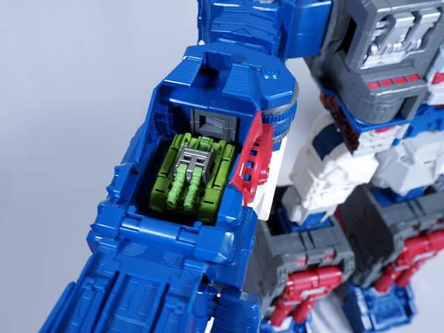 レビュー：TFレジェンズ LG31 フォートレスマキシマス その2 | 超偏見