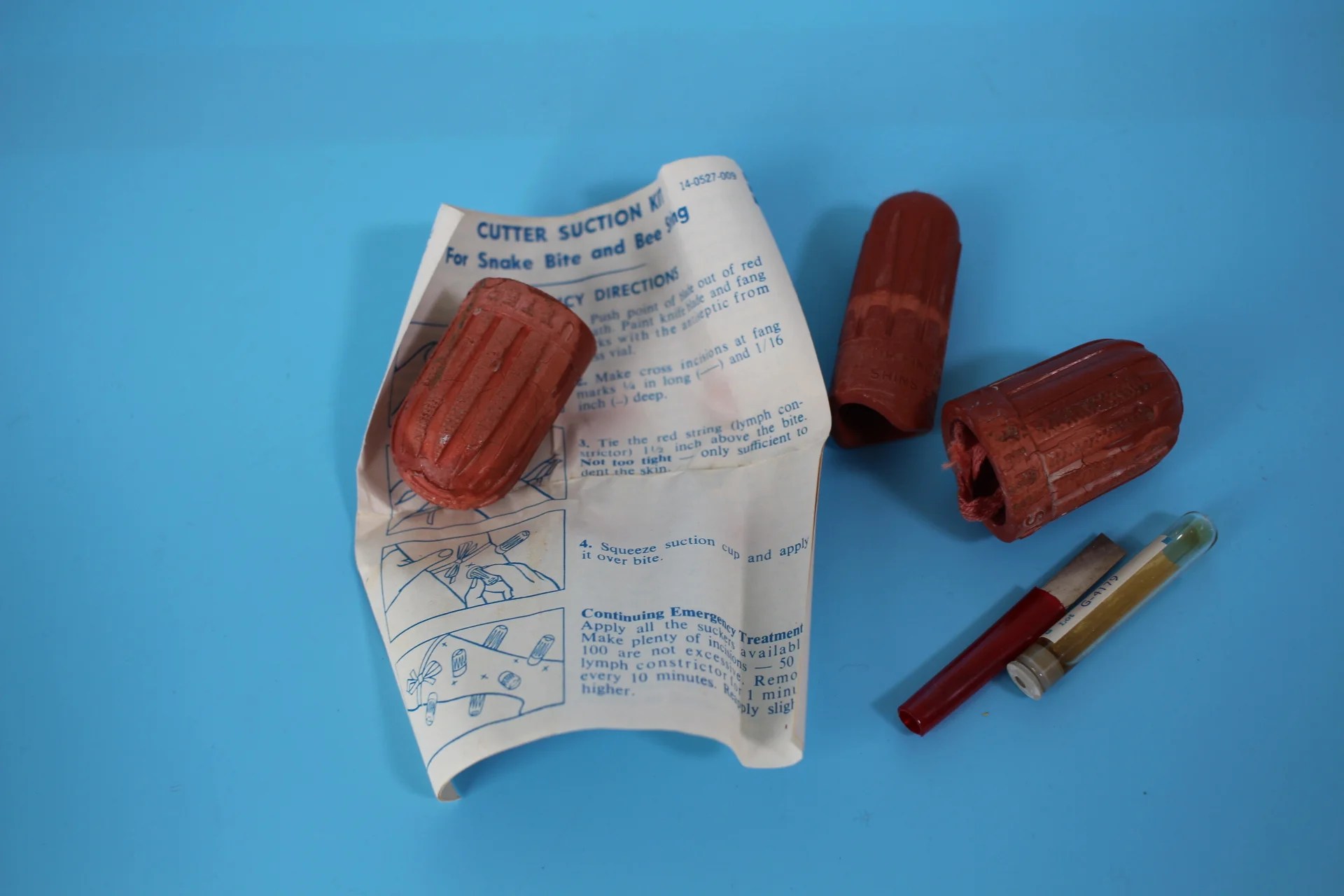 スネークバイトキット