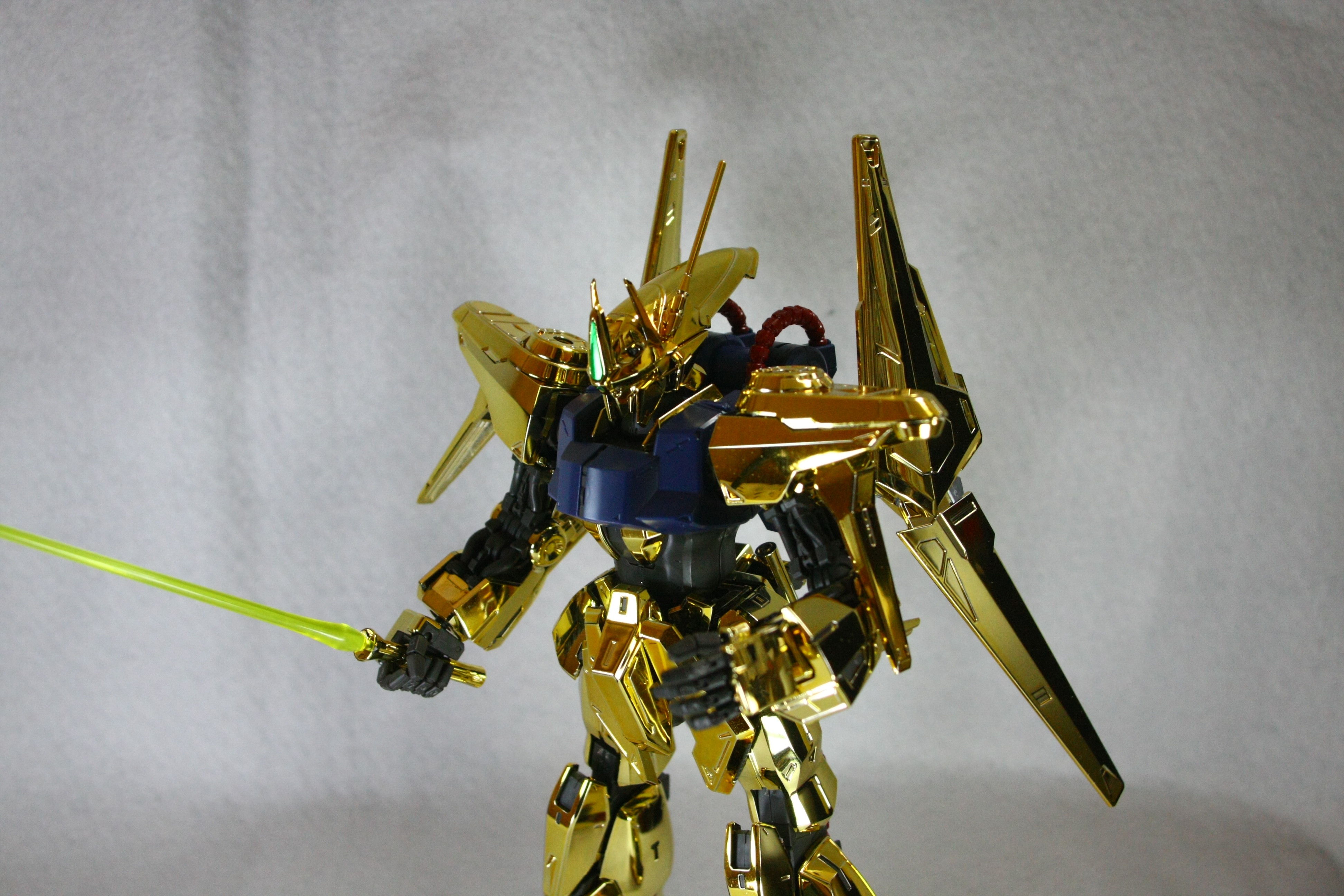 プレミアムバンダイ MG百式改 ゴールドメッキVer-1 | ガンダム中心で