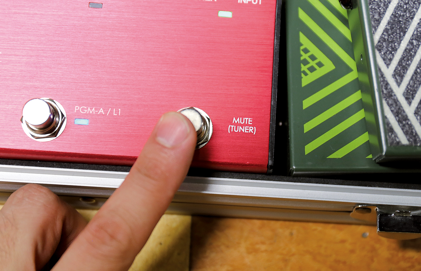 シンプルかつ音にこだわったスイッチャー