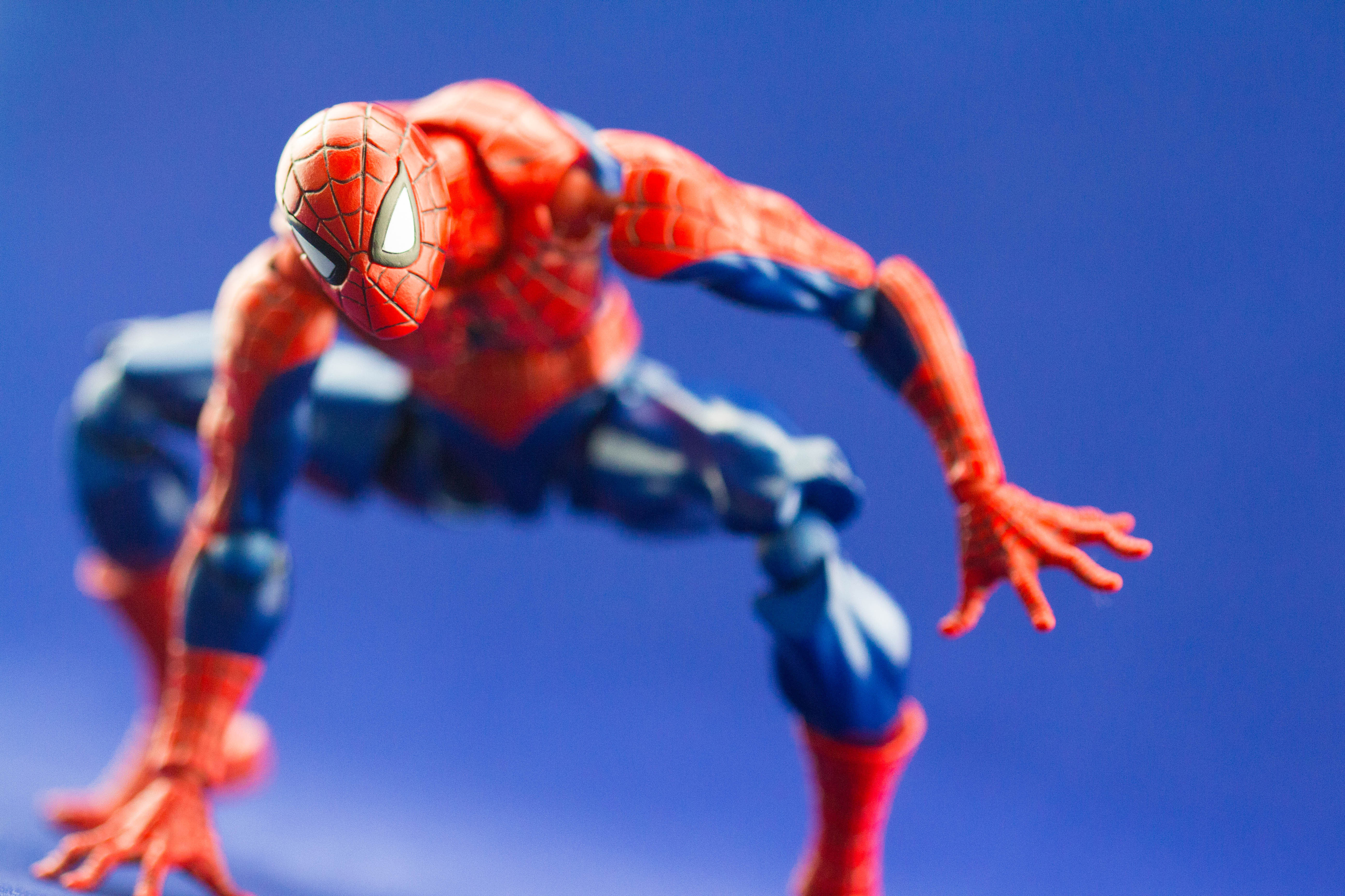 Amazing Yamaguchi Revoltech Spider-Man Review - Toys With 'Tude!
