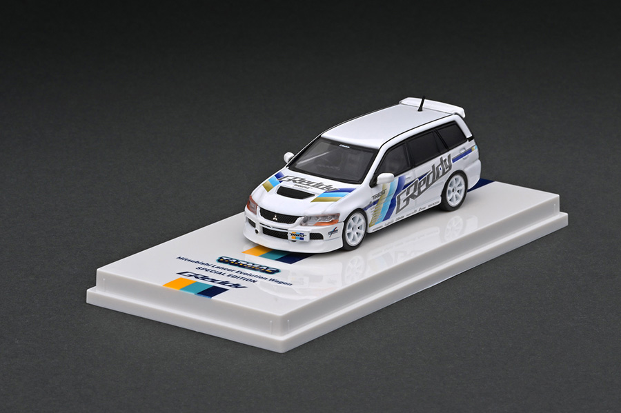 T64-042-GDY 1/64 Mitsubishi Lancer Evolution Wagon GReddy | LINE