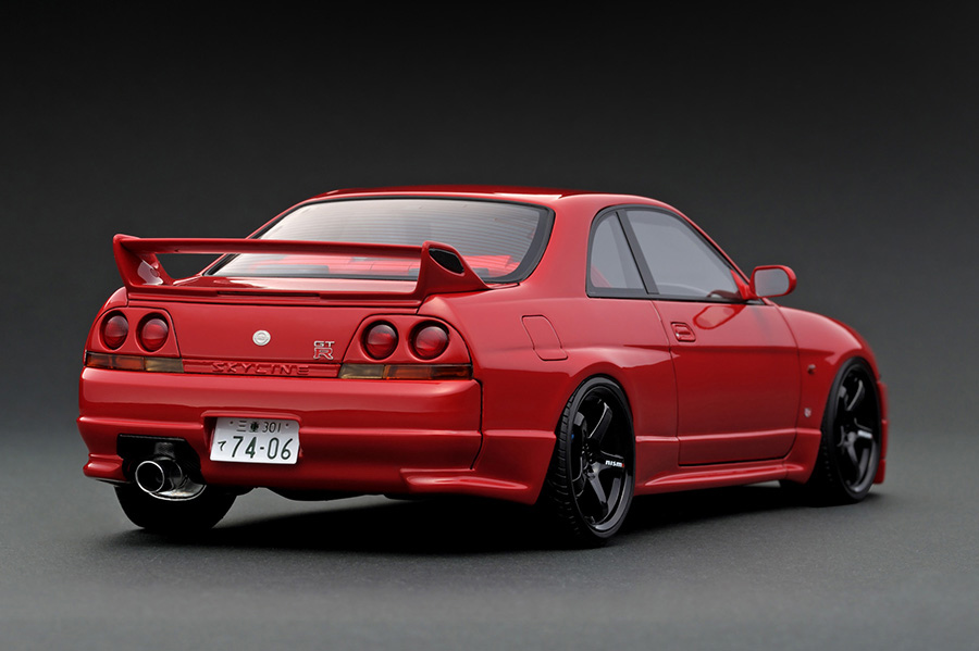 IG1315 1/18 Nissan Skyline GT-R (BCNR33) Matsuda Street Wine Red