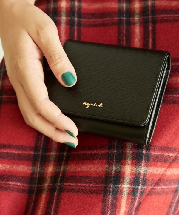 値下げ中！！】アニエスベーブラック 二つ折り財布 アニエスベー 二