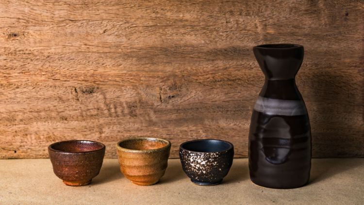 お猪口（ちょこ）」を知れば、日本酒のたのしみ方がもっと広がる