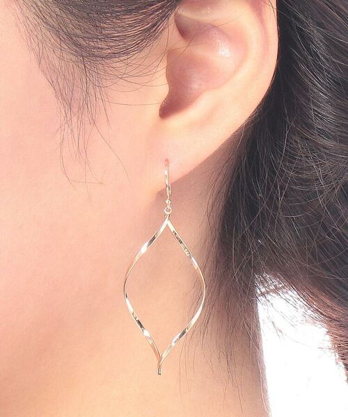 ポリッシュS字 フックピアスL （ピアス・イヤリング）｜COCOSHNIK