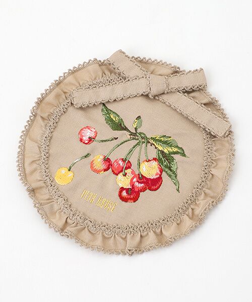 セール】 野ばらとチェリー刺繍ワッペン （ブローチ・コサージュ