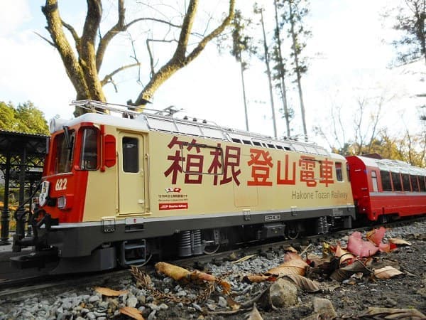 スイス レーティッシュ鉄道 箱根登山電車 Nゲージ なぜ？どうして