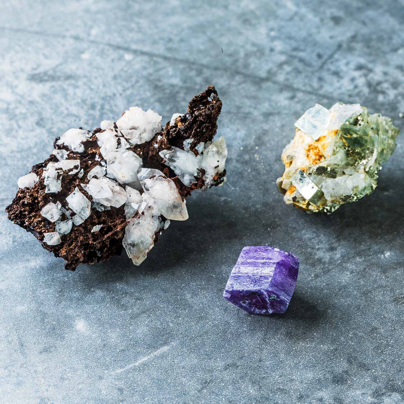 地球のかけらに思いを馳せる 一期一会の鉱物コレクションの会｜SeeMONO