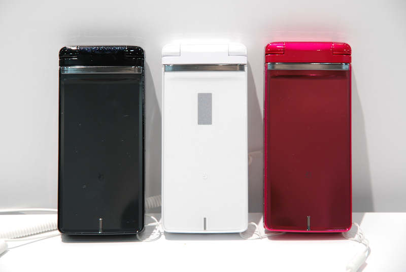 ジャンク docomo CA-01C EXILIM ガラケー ケータイ 16.3メガカメラ搭載