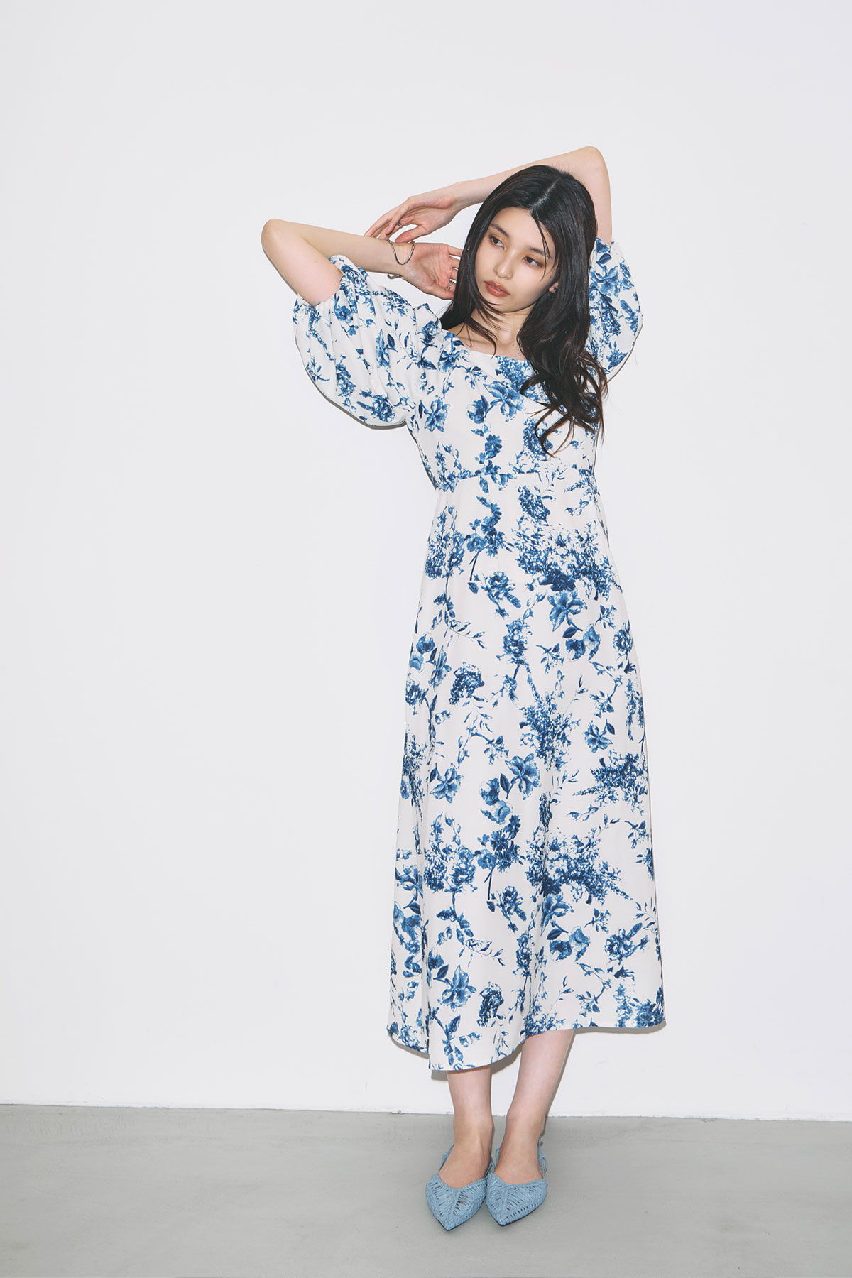 花柄スクエアバルーンワンピース