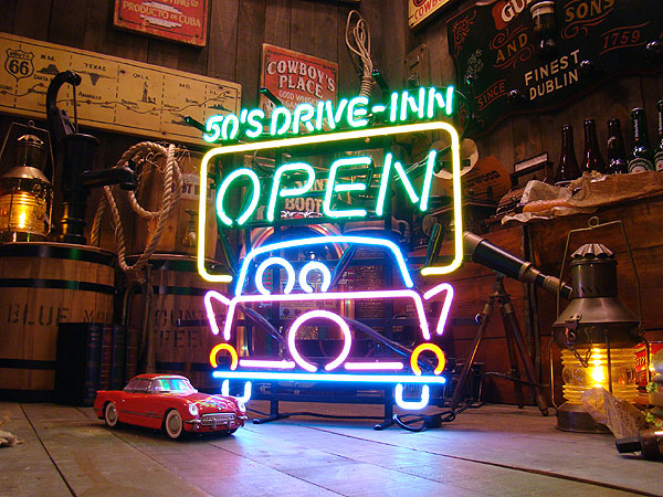 ドミノピザ ライトアップ 看板 カートッパー USA 看板 ネオン ガレージ