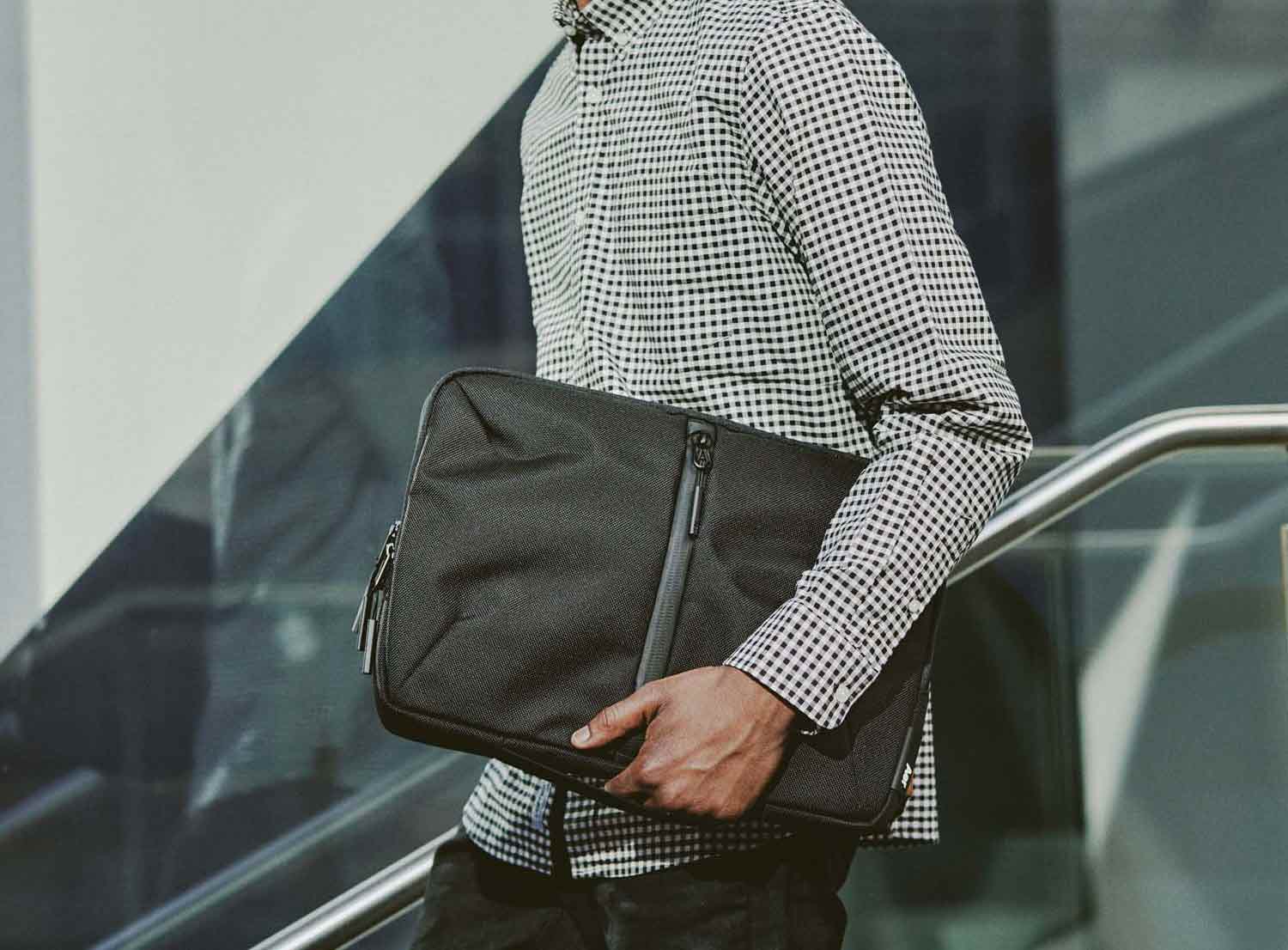 Aer エアー | Tech Folio 13 テックフォリオ | HIGHTIDE（ハイタイド