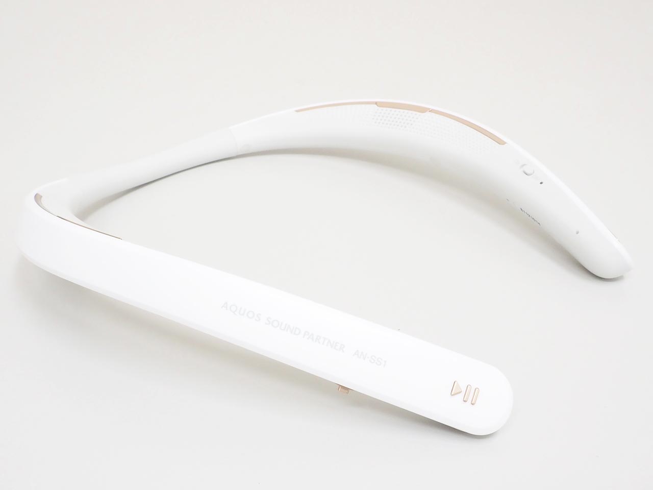 SHARP シャープ/ワイヤレスネックスピーカー/AQUOSサウンドパートナー