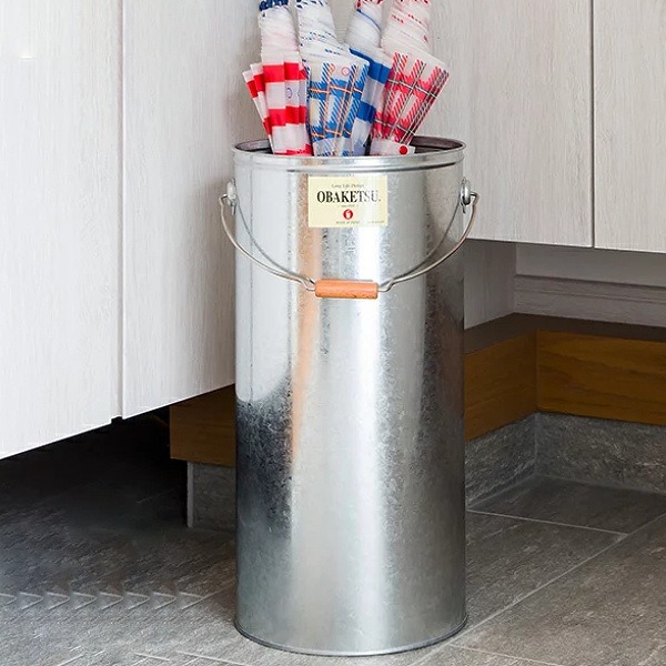 楽天市場】傘立て 屋外兼用 オバケツ 約 20本収納 AOK （ 送料無料