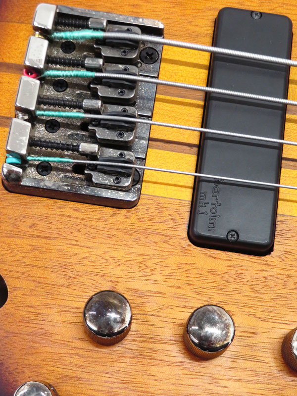 Ibanez】アイバニーズ『フレットレスベース』SRF700 2020年製 エレキ