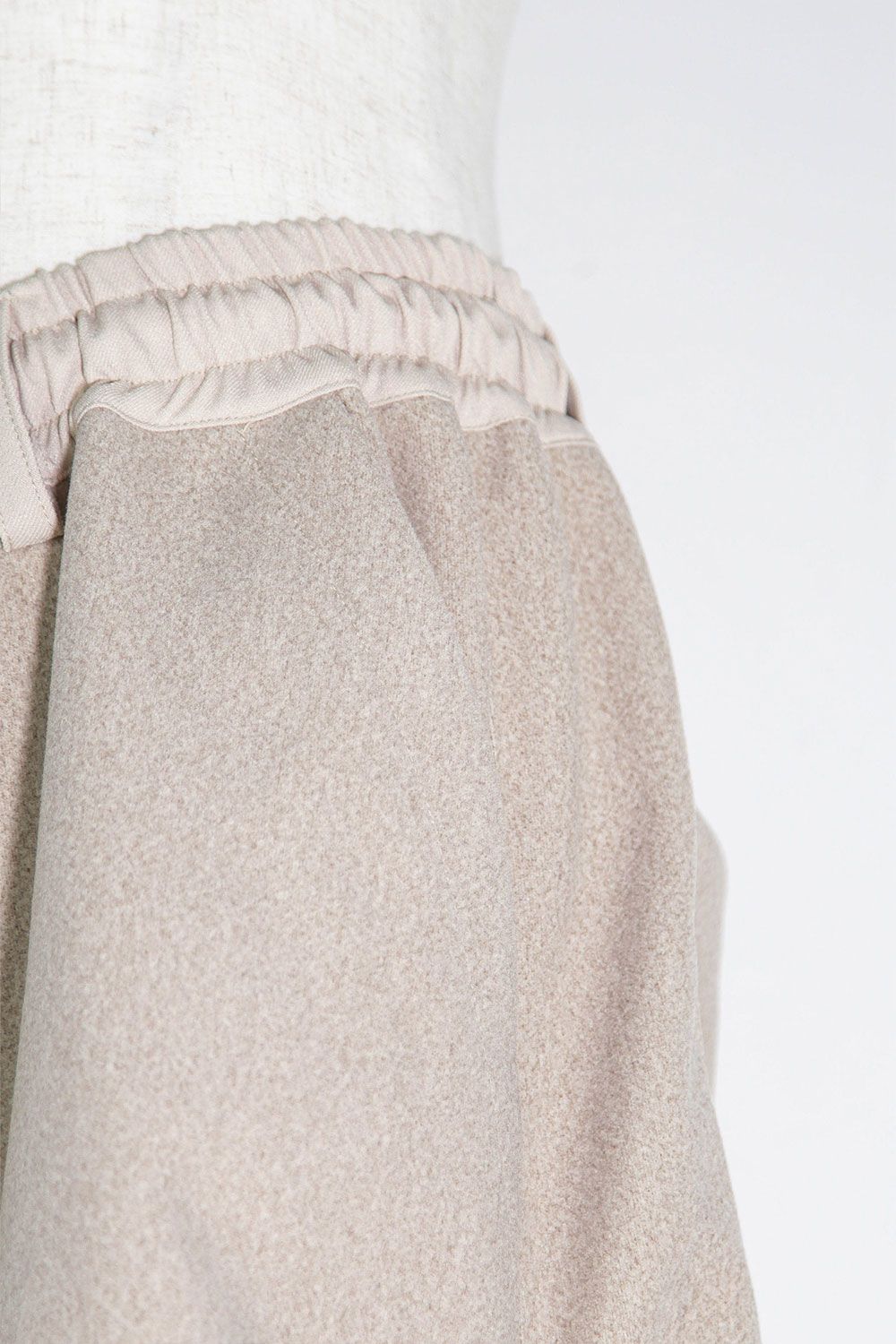 A.F ARTEFACT - タックワイドパンツ / Tuck Wide Pants / ベージュ