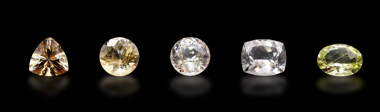 ダンビュライト｜ダイヤモンドのようなクリアに輝く希少石、その魅力や