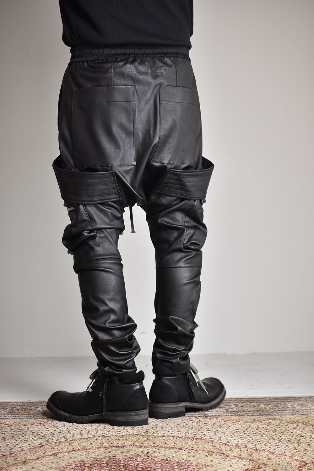 berlti様ARTEFACT サルエルショーツ berlti様ARTEFACT サルエル