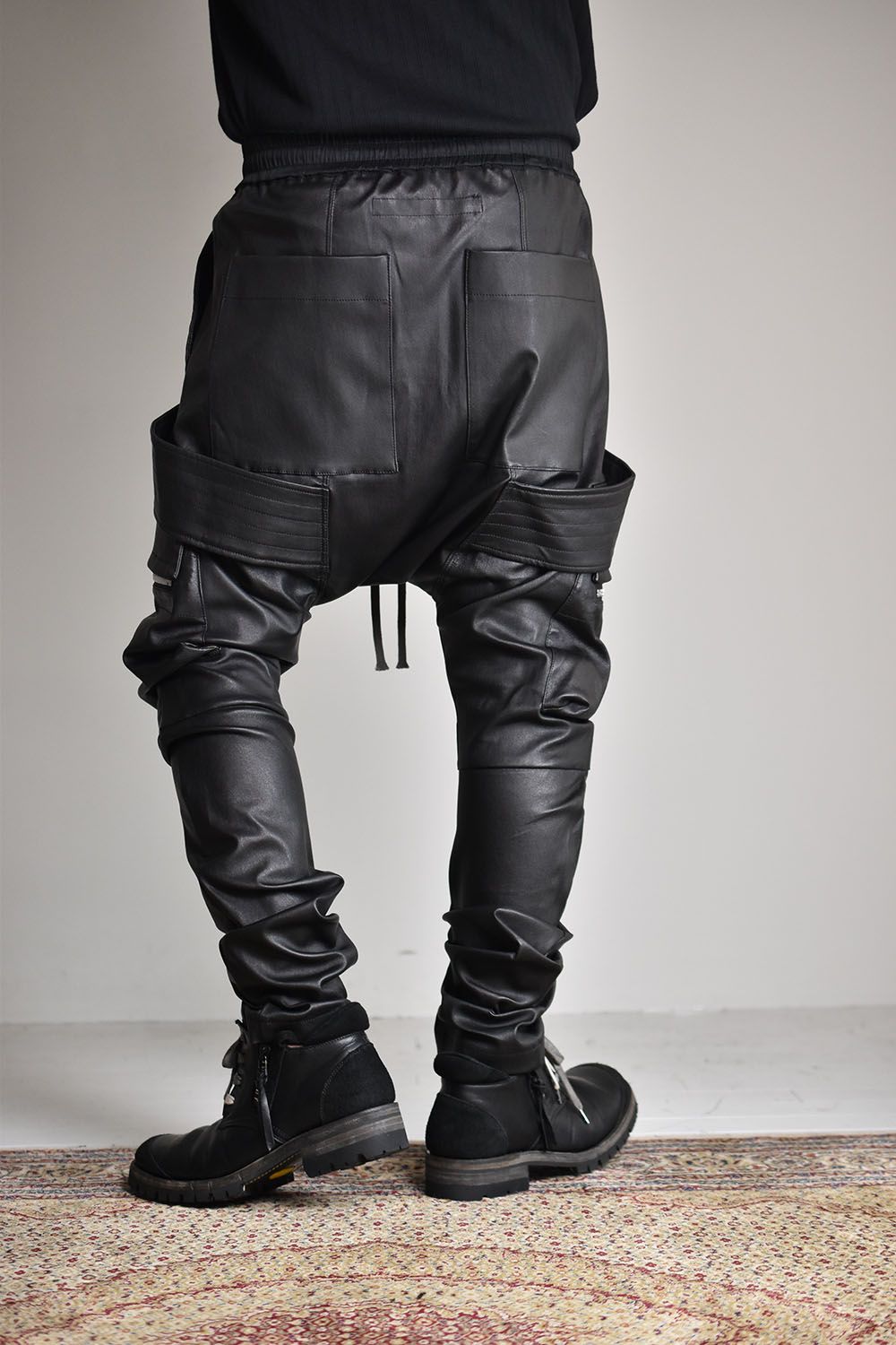 libeiro リベイロ サルエルスキニーパンツ libeiro スエードサルエル