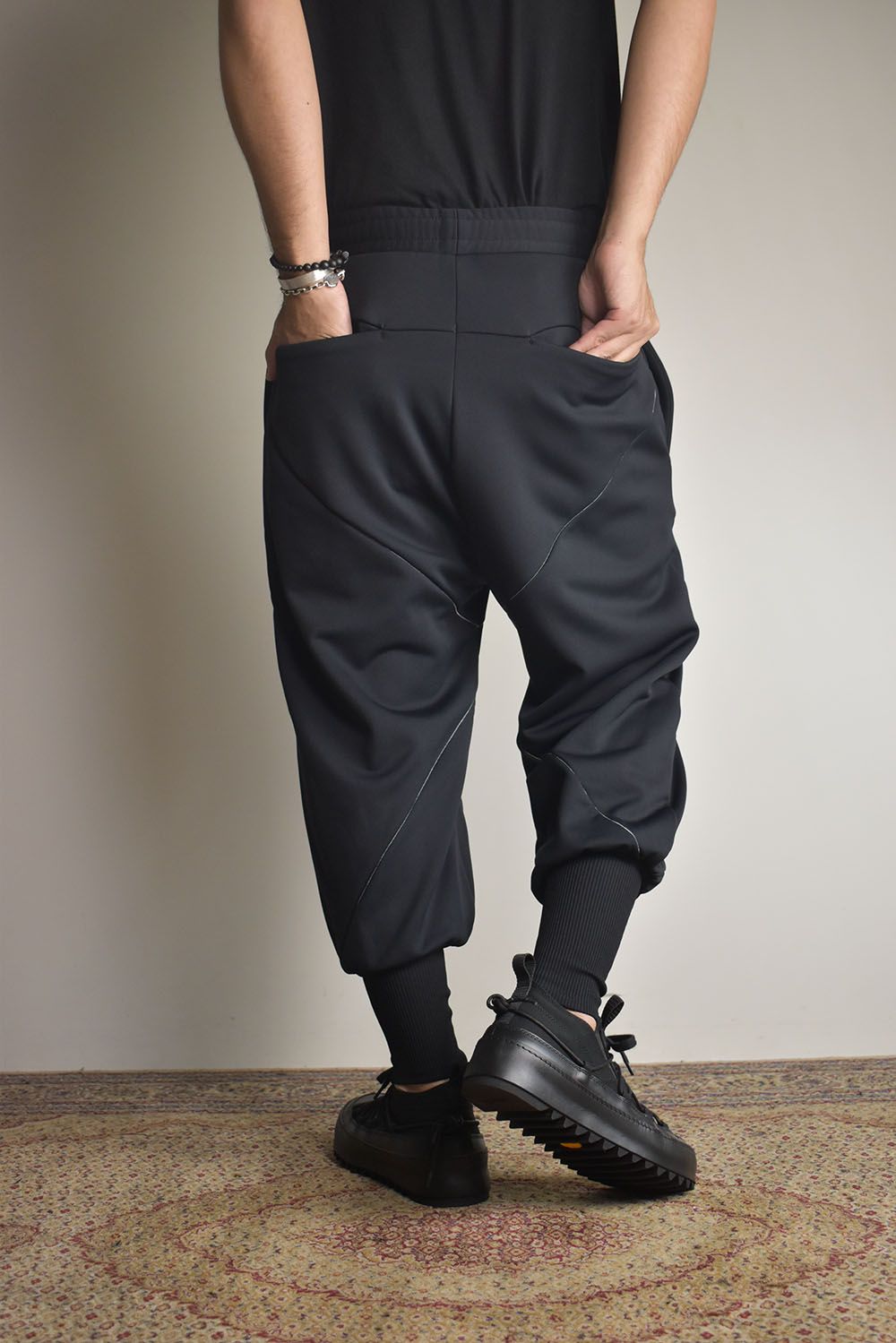 RIPVANWINKLE - Balloon Jersey Pants