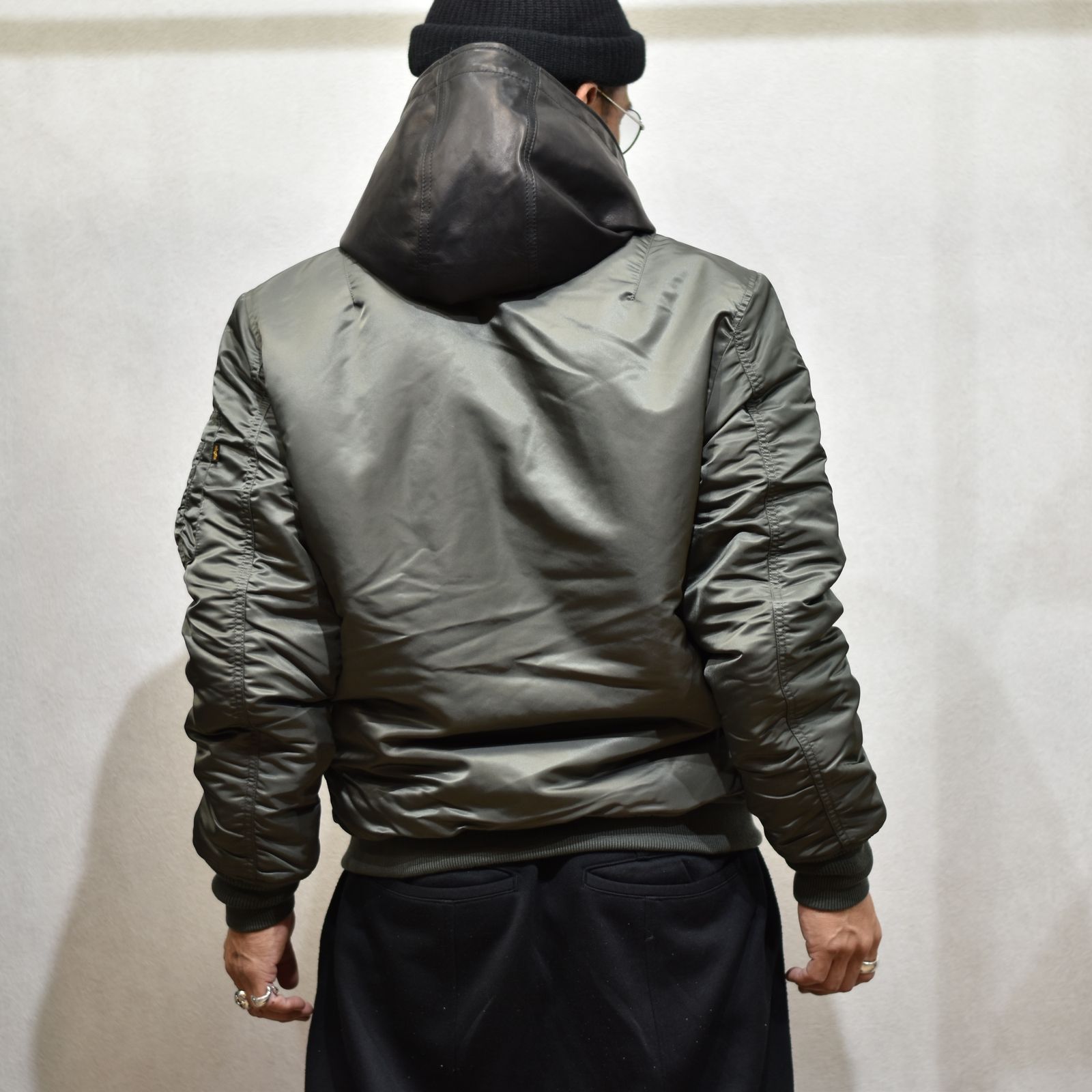 ISAMU KATAYAMA BACKLASH - BACKLASH × ALPHA MA-1 | chord online store