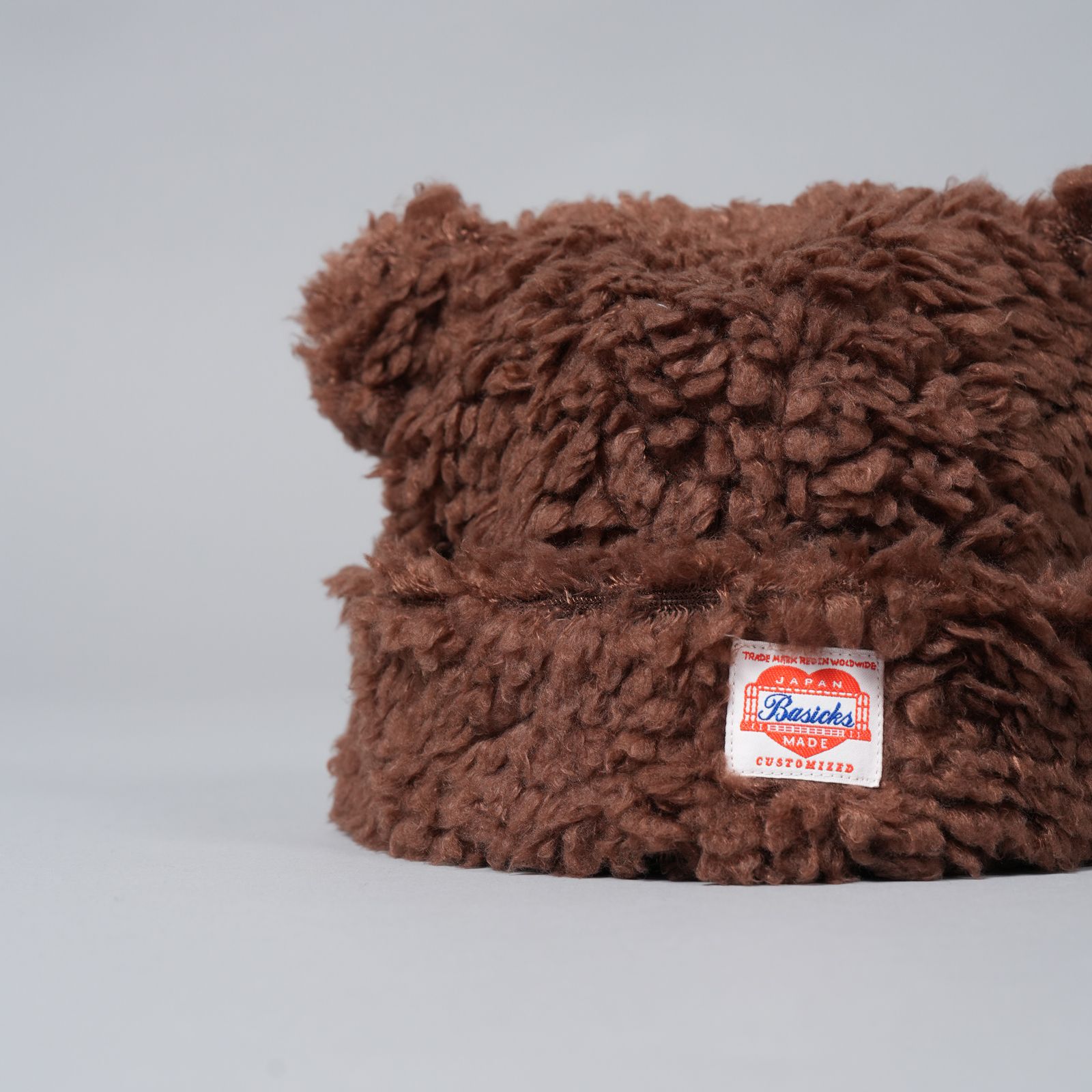 BASICKS/ベーシックス」 Bear Beanie Brown タグ付き 【公式通販】