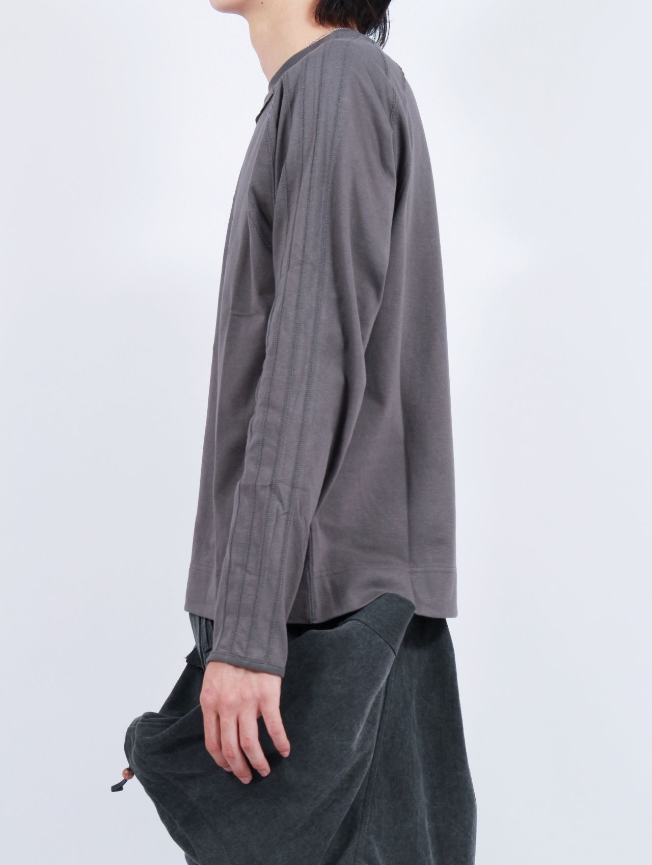 JIAN YE - 【25AW】ジュウニシ ロングスリーブ Tシャツ / 十二支 LS